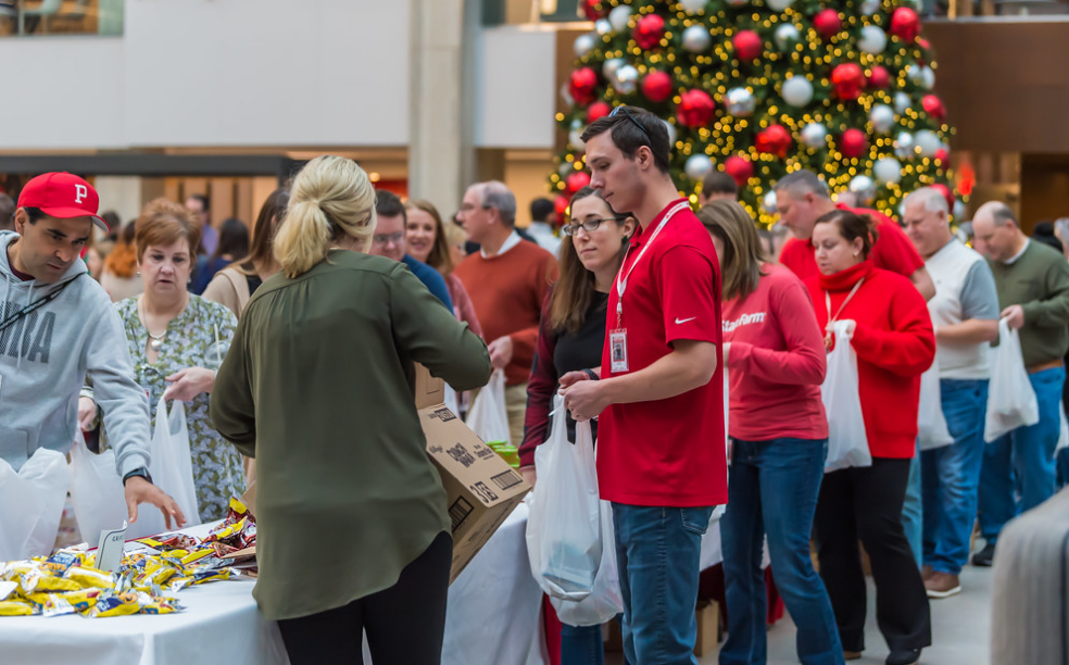 Volunteer work at the Christmas Fair